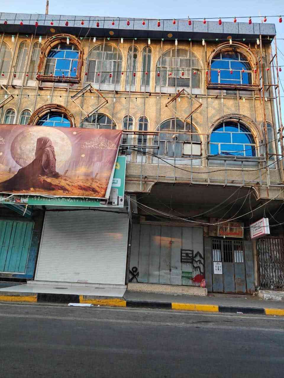بناية في العماره شارع بغداد قرب جامع الانصاري معروض الطابق الاول والثاني للايجار. أو الاستثمار علما مساحة كل طابق 500 متر مربع للاستفسار  *********** عمارة, ميسان
