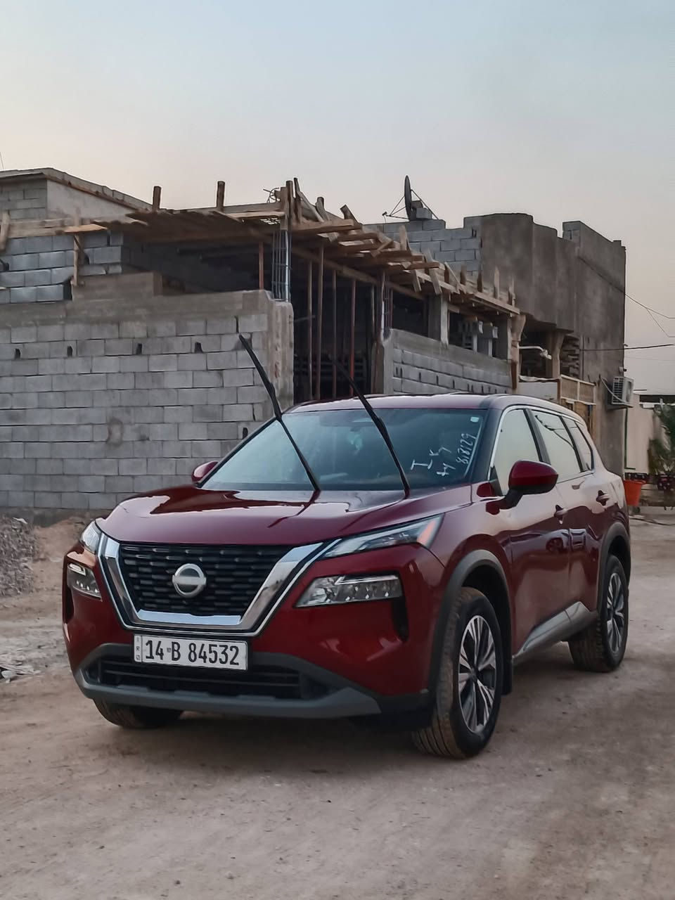 نيسان روج 2023
سلام عليكم نيسان روج البيع 
موديل 2023
كفاله من الصبغ والضربه
العنوان بصره 
***********
