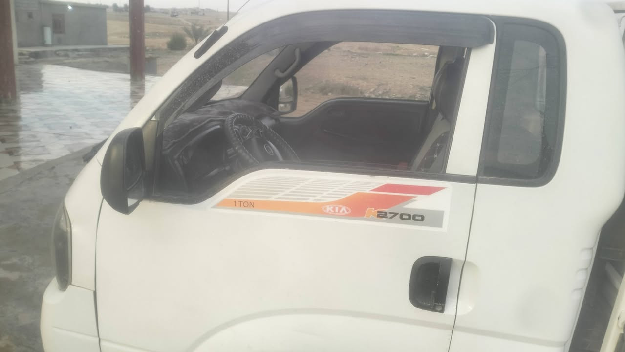 للبيع مراوس بحديث كيا قمارة و انطي فرق
رقم كركوك مشروع وطني احولك بالموصل 

شرط كفاله عامة 
محرك كير اكسن شاصي باور طاحونه داينمو كهربائيّ 
ضرر باب السكن
عنوان موصل ناحية القيارة 
***********
