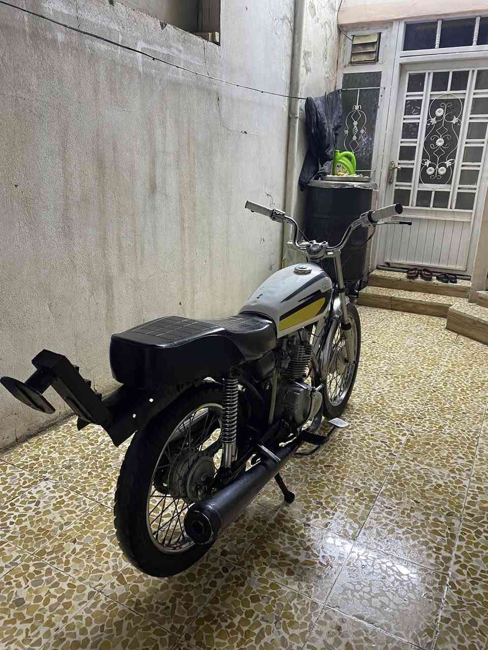 سلام عليكم
مطور نامه. لبيع 
   شرط كله نضيف   
  مجرد بس ويل وره شويه عواج بي 
 نشط  نار 
سعر ٣٠٠ وبي مجال  مروس هم عادي  تفصيل خاص وستاب ***********
