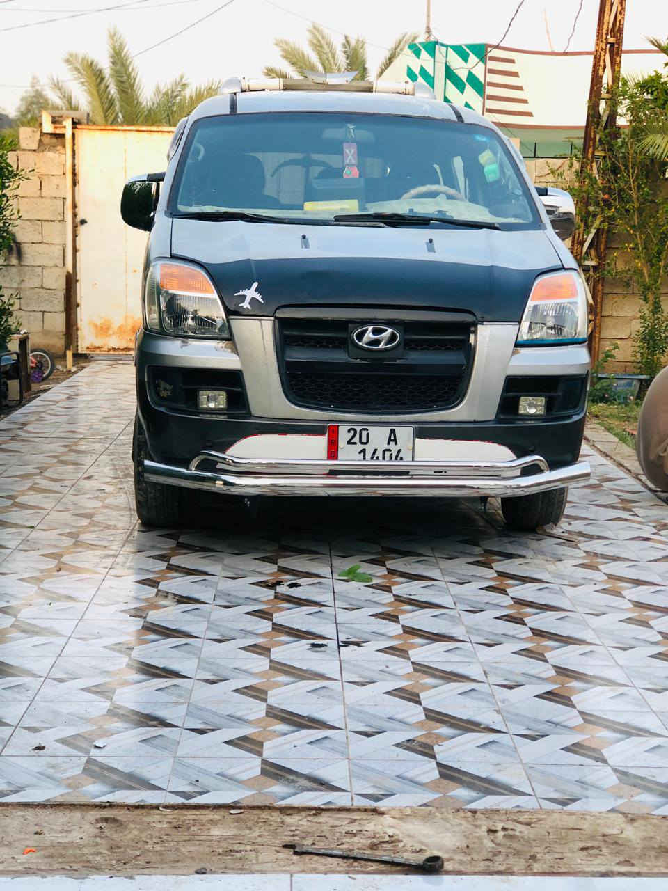 سلام عليكم استاركس البيع  موديل 2004شواصي   الباديه ماملعوب بيهم مكان السياره بغداد المنصور رقم السيره ادياله الإنكليزي  ***********. مامتواجده علفيس سعره
