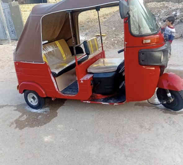 لبيع تكتك اوراق اوراق 2020شهر 10وكيله سيد وسام كشره مكفوله ومكينه نضيفه سعرها 5250 وبيه مجال قليل مكاني العماره الميمونه رقم ***********شراي يتصل مكلف بنشر
