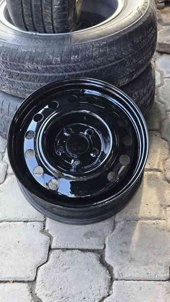 تخم ويل وتاير اصلي حجم ١٦ مكفول من كشي شرط الفحص البيع او مراوس مكاني كربلاء طويريج ***********
