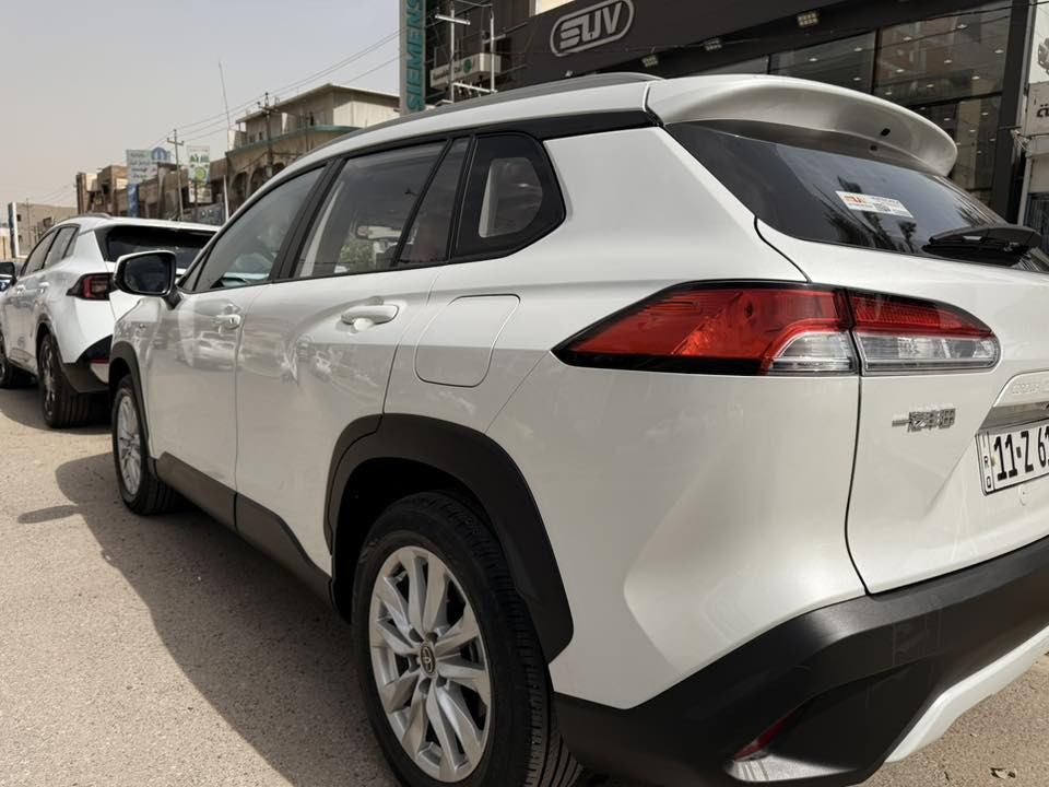 للبيع
كورلا كروس 2025 هايبرد 
ماشيه13800 
داخل جلد كرسي السايق كهربائي
مكفوله كفاله عامه
تبريد قطعتين 
كامره خلفيه رادر 
مانع انزلاق 
تحديد مسار 
كروز سرعه
شاشه كار بلي
فتحة سقف 
حمالات 
اشاره بالمري 
السعر 27 مليون و بي مجال بسيط

***********
