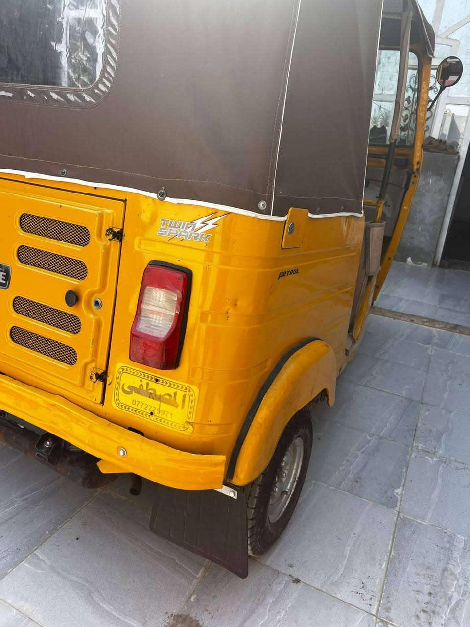 السلام عليكم  
تكتك لبيع 
موديل 2019 / شهر،،12 
السعر / 5700/ وبيهه مجال 
المكان بغداد 
الاستفسار ‏‪***********‬‏
