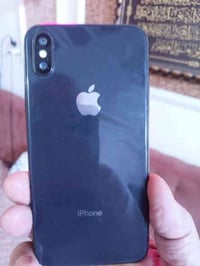 للبيع ايفون X  للبيع الذاكرة 256 البطاريه 100% بيه ثلم بالشاشه مراد تش...