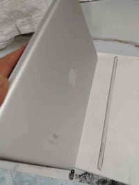 ايباد 9 ذكره 64 شرق أوسط تلفون جديد بطاريه 93 كله نور من تلفون جديد مع...