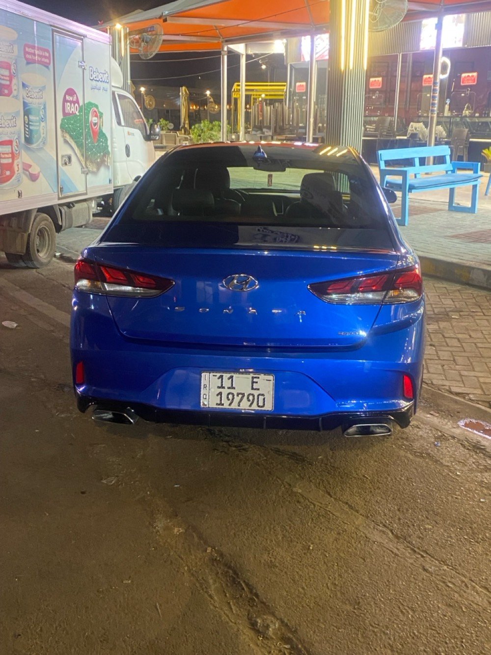 العنوان بغداد العامريه
سوناتا سبورت فول ماشيه63 موديل18 السياره جديده وحلوه جداً مابيه حادث السياره