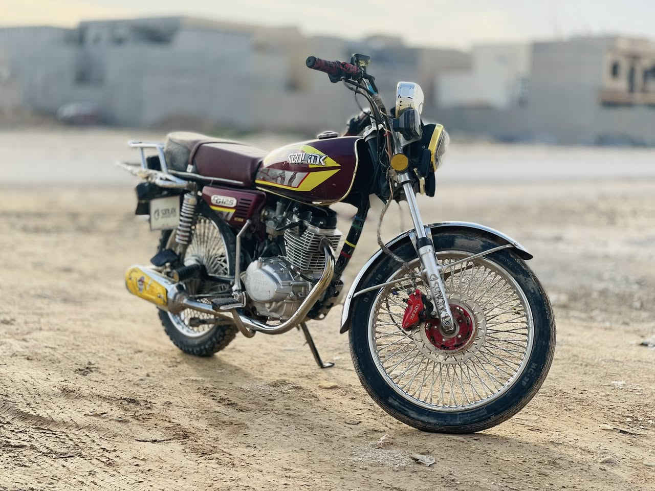 تايكر 2024
السعر500وبي مجال

دريس القيسي صاحب الدراجه

 ***********
