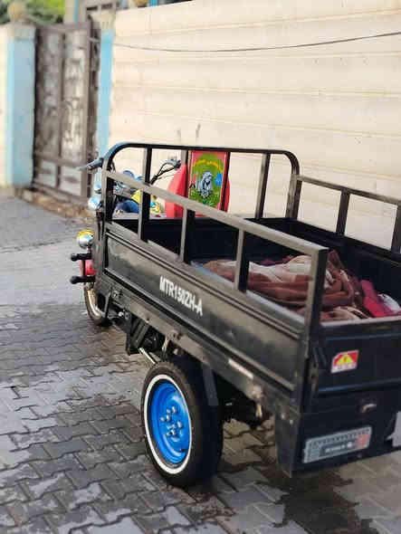 سلام عليكم ستوته للبيع موديل 19اوراق اصوليه شاصي كفاله ستوته كلهه كفاله جاهزه ماعوزهه برغي السعر خاص الرقم*********** الشراي يتصل اذا مو شراي لا تتصل مكان الرميثه
