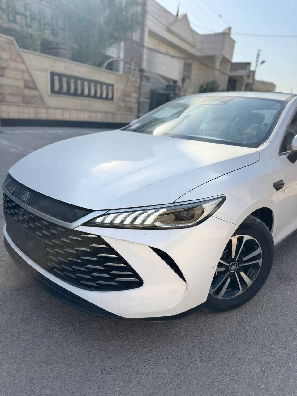 البيع فقط نقد لا نتعامل في الاقساط نهائيا
وصل يم شركة بغداد المركزي الجديد الجديد بس يمنه 

وصول وجبة جديدة – BYD جن بلاس 🔥

🚗 نص فول & فول مواصفات

الفول مواصفات = قمة التكنولوجيا والراحة:

✅ 13 كاميرا

✅ رادار

✅ حساسات

✅ أوتو بارك (اصطفاف تلقائي)

✅ فتحة سقف

محتويات السيارة 

✅ بصمة + كارت+ شاحنه + ارضيات

✅ تجهيزات كاملة

✅ تسليم فوري

💰 سعر صافي بدون دلالية

❌ غير متوفر أقساط نهائياً

⚠️ البيع نقد فقط – الكمية محدودة جداً

الفرع الاول -🚗مجمع معارض البياع _ مدخل الرئيسي _ معرض بغداد المركزي 

🏢 الفرع الثاني 🚙شركة بغداد المركزي - اليوسفيه سيطره 75 قرب مدخل بغداد القديم 

📞*********** 

🔥 إذا تريد سيارة فول حقيقية… جن بلاس هي الاختيار الصح
