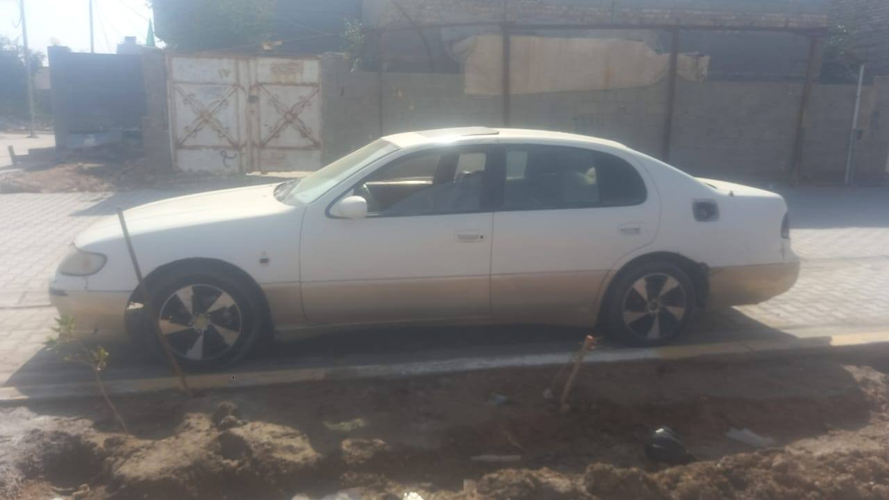 السلام عليكم تيوته كراون سعره ٢٥ورقه وبيه مجال رقمه قادسيه راعيه بل حله تريد مداور تريد وكاله الاستفسار ع هذا رقم ***********
