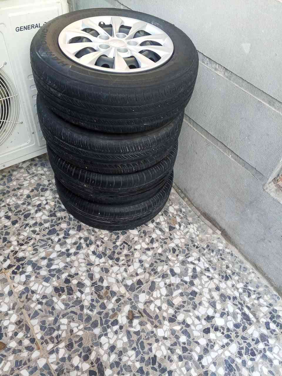 سلام عليكم البيع  مال سيراتو22 نضافه 95 
*********** سعرهن 350 وبيهن مجال
