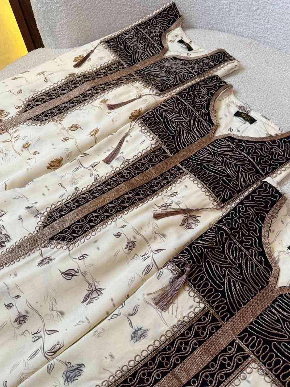 ✨ موديلات   الودق✨

قياسات✨
L ..XL..2XL..3XL
الـخـامـة : كشمير    درجـة اولى
تـوصـيـل بغداد 5 الاف ✨
محافظات 5 الاف ✨

للتواصل عبر الواتساب

***********🫶
