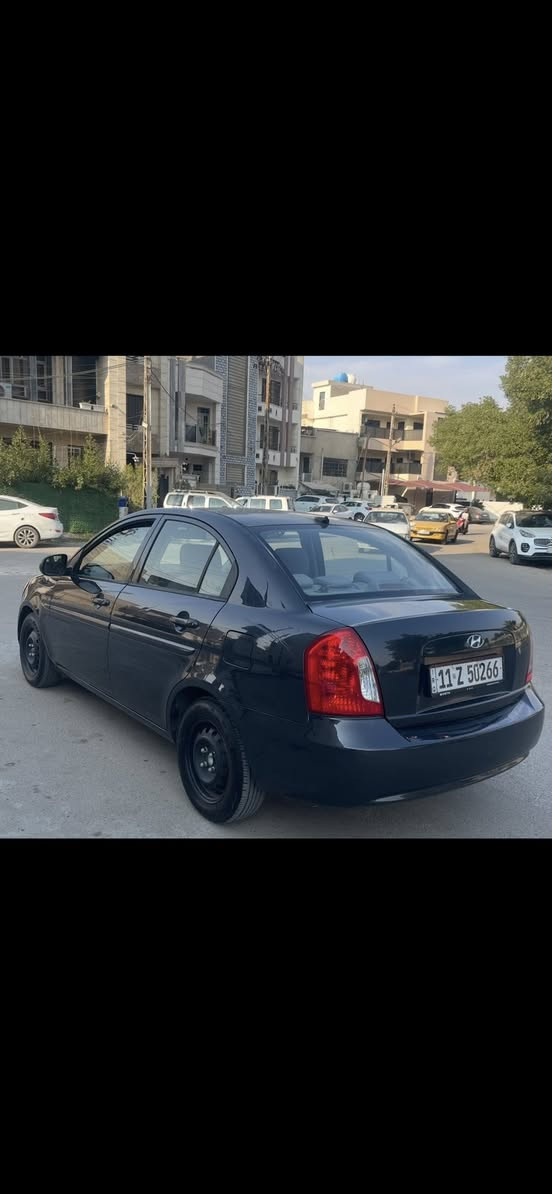 سلام عليكم للبيع اكسنت امريكي 2011 بيه صبغ جاملغ خلفي باب قبق جنطه بدون دواخل مكينه 1600 سياره جاهزه بدون اي نقص سياره بغداد سعر 89 رقمي ***********
