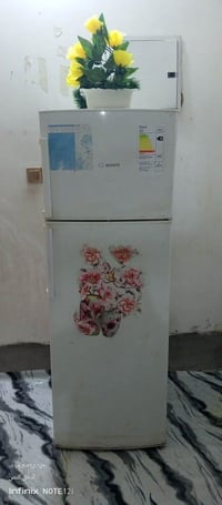 ثلاجه • نظيفه • واضح بالصوره