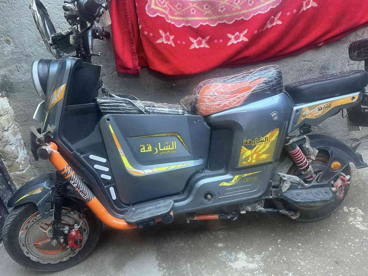 السلام عليكم دراجة شحن  X900 ماصارلي 5  اشهر من اخذته مابيه اي عطل باترياته قبل شهرين مبدلهن السعر 400 وبيه مجال


**إذا كنت صاحب هذا الإعلان وتريد حذفه لأي سبب، رجاءا أرسل رسالة إلى الدعم الفني**