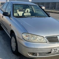 نیسان سەنی 2008 گێر ئۆتۆماتیک یابانی  زۆر توند و تۆڵە  هیچ مەسرەفێکی ت...