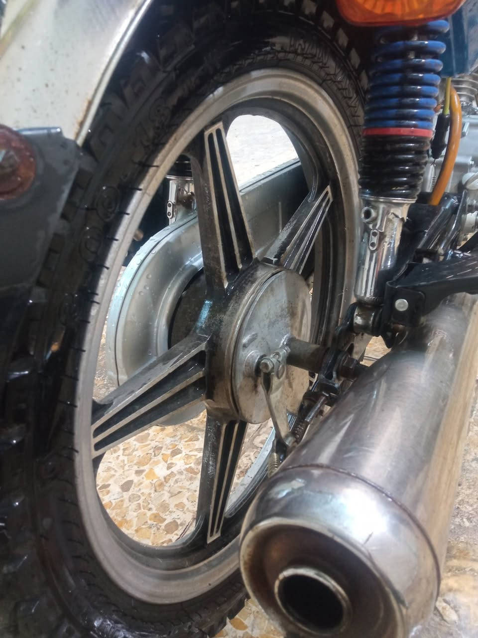 سلام عليكم اوياله نضيفات كلش للبيع او امراوس بوياله سيم السعر100وبيهن مجال العنوان كوفه ميسان نفق المختار ***********
