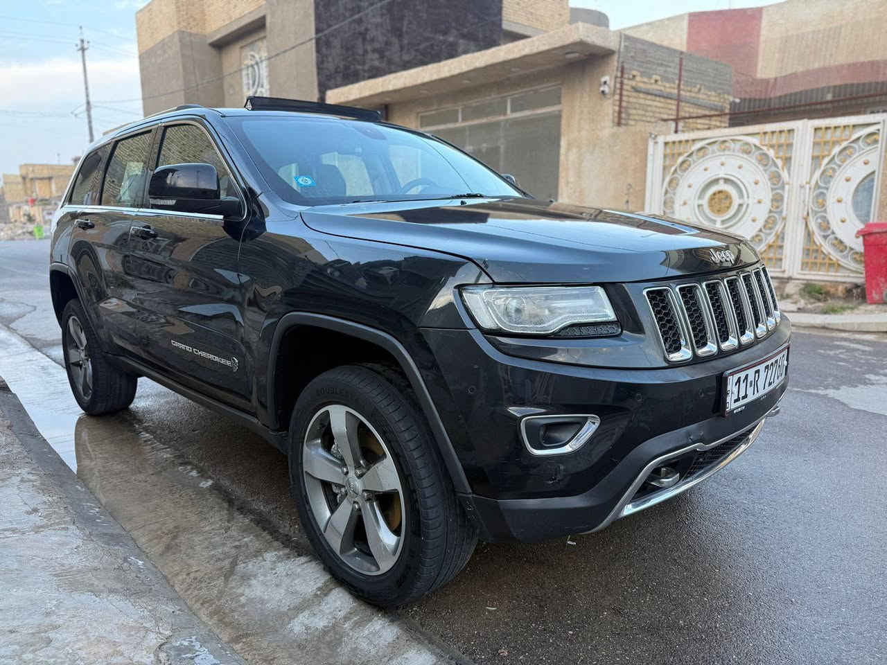 جيب خليجه فول موصفات واحد على واحد السياره جاملغ فقط وجاملغ الاصلي مالتها موجود ستعمال شخصي ماشيه 86اصل
#المواصفات - رقم  بغداد تحويل مباشر تحويل مباشر مشروع وطني 
1- محرم  6 سلندر بخاصية توفير الوقود ECO 
3-  + جنطه كهرباي 
2-بصمه
5- حساسات خلفية اصل مع خاصية  
7- لايت ١٠٠واط اصلي مع حاجب LED . 
8-  مع تحرك المرايات الجانبية عند الرجوع الى الخلف حسب التحكم
9- السيارة  احدث نظام قيادة بالعالم 
10- ويل كب حجم20. طخم تايرات حديث 2020  
12- نظام صوت ٧ سماعات داخل السيارة 
من beats audio من شركة apple
14- تحكم ستيرن كامل امامي وخلفي 
15- شاشة دشبول لمس كبيرة  متكاملة الايعازات . وشاشة ٧ انج معلوملت السيارة والعطلات والرسائل... شاشات كشنات 
17- نظام AUX + Bluetooth . نظام ملاحة GBS 
+ ذاكرة ميموري كارد موضعي + USB 
18- مانع تزحلق (انزلاق) .
19- تبريد كشنات حار بارد
20- الكشنات  جلد    تبريد و تدفئة و تهوية و مع الستيرن تدفئة وتهوية والمقاعد الخلفية تدفئة
21- كاميرا خلفية دوارة HD 
22-إظهار ضغط الهواء في الاطارات. ومعلومات السيارة الكترونيا مثل كمية دهن محرك و درجة حرارة المحرك والكير والزيت وضغط الزيت الكتروني .
وباقي مواصفات  الجيب المعروفه⁦✔️⁩  ⭐   
 *********** السعر 225مراوس حسب القناعه مكانها الكوت
