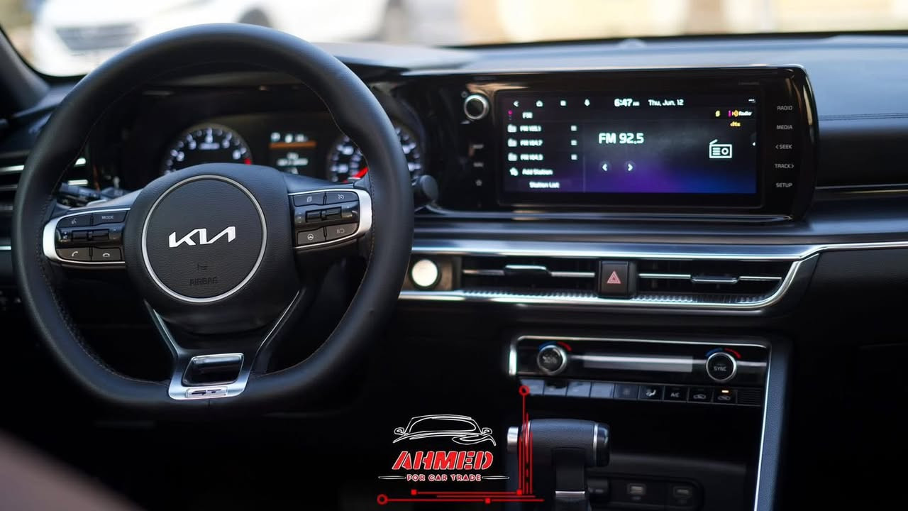 السلام عليكم
سعر  ((185 ورقة))
كيا K5 GT فول 2024 محرك 2500 تيربو صاروخ ماشية 27 الف 
سياره جديده حادث بسيط 
كامله مابيه نقص 
((حادث جاملغ وباب اليمين ومبدل نفس الون اصلي ))
سونر السياره بل منشور 
بجم كبس مكان السياره بغداد اليرموك
سعر : (( 185 ورقة )) 
***********
