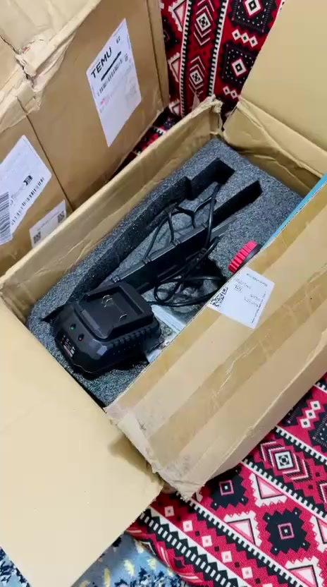 السلام عليكم اخوتي
قطعتين منشار أشجار واحد شحن واحد بنازين كله جديد
تفاصيل أكثر خاص


**إذا كنت صاحب هذا الإعلان وتريد حذفه لأي سبب، رجاءا أرسل رسالة إلى الدعم الفني**