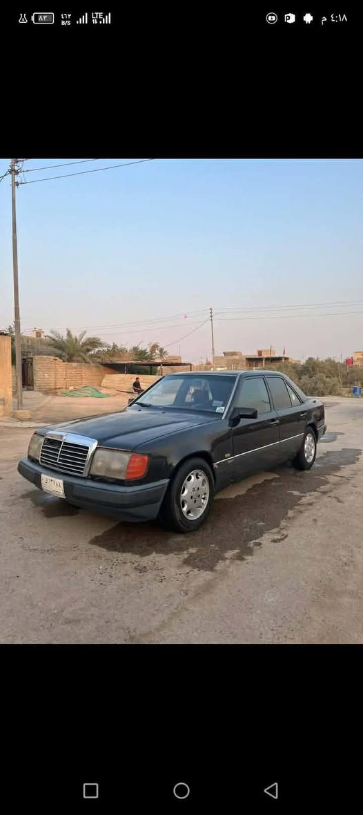 مارسدس دب
مديل 1991
حداديه 100 بل ميه 
رقم بغداد بسمي 
مكينه بطه فيفيتي 
سنويه توا نتهت ماعليه لا غرامه ولا فد شي 
نصبه تخبل سياره منك الشارع 
تخم تاير تبريد عوزه غاز 
سياره نضيفه مامامتعوبه 
تجي شوف بعينك 
السعر 53 وبيه مجال الشراي  
رقم الهاتف -
***********
العنوان البصره الزريجي قرب مدرسه المصطفئ
