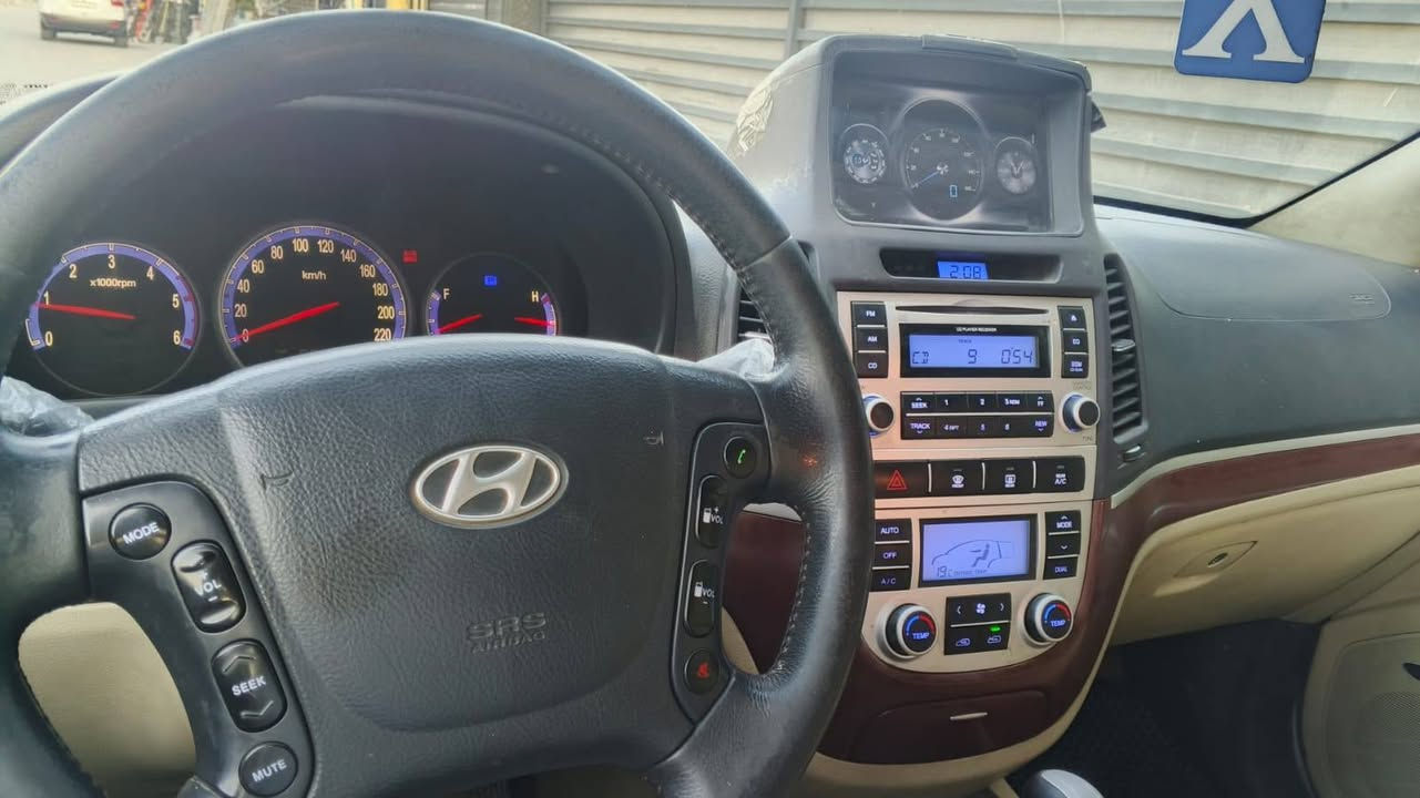 السلام عليكم سنتافي موديل 10 سياره جاهزه//جاز جاز//سياره حلوه وجاهزه ف ما ابي اي نقصك محرك كهربائيات حداديه جاهزه ساعه حلوه بقصه جنطه/ادوات ادوات ادوات/السعر 50 ورقه وبيها مجال العنوان بغداد رقم الهاتف ***********
