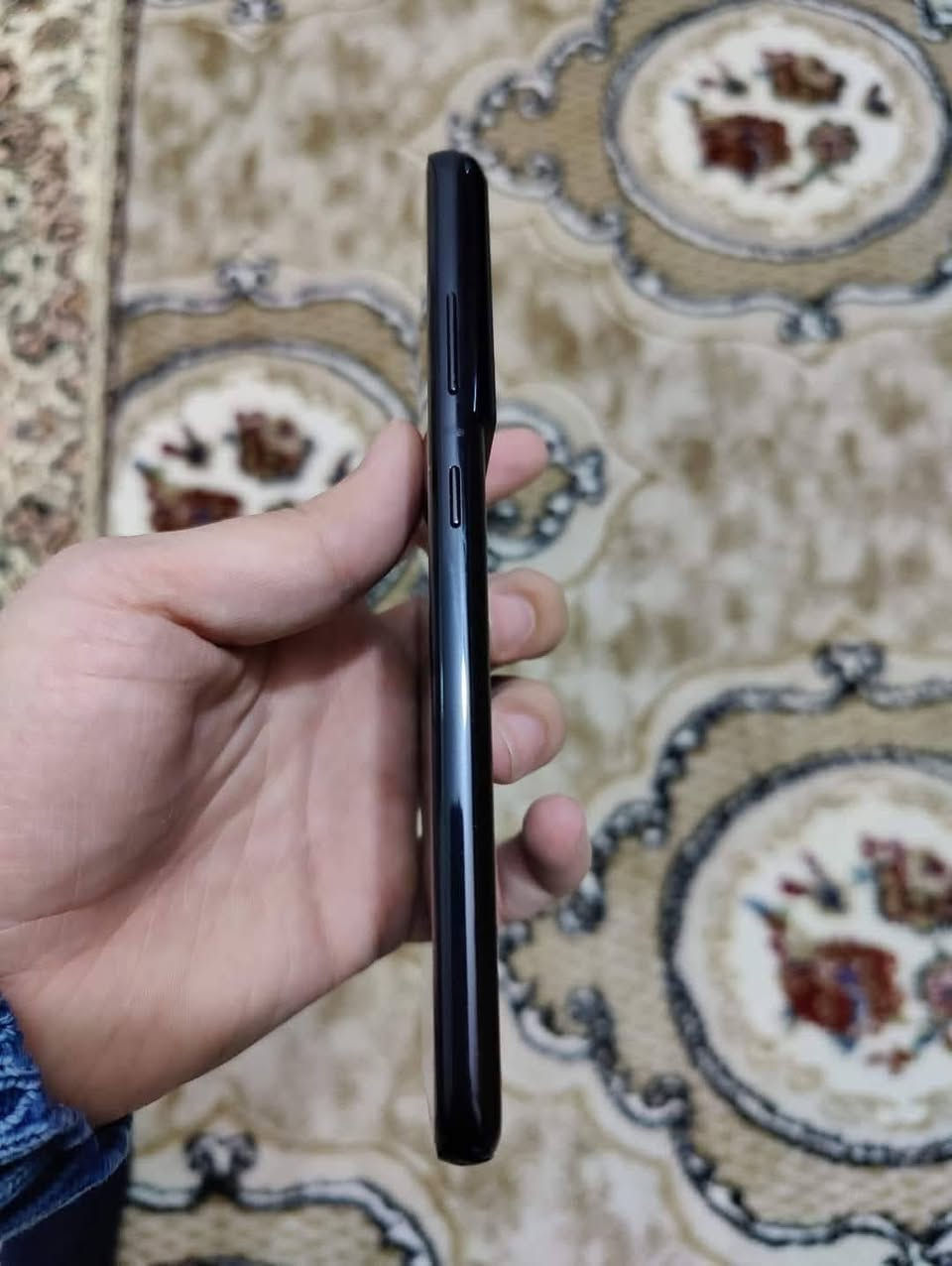 سامسونك اس 21الترا جهاز نضيف جديد مامفتوح ضمان 
ذاكره 256  رام 12سعر ٣٣٥ ضمان شرق اوصط غراضه كامله
***********
