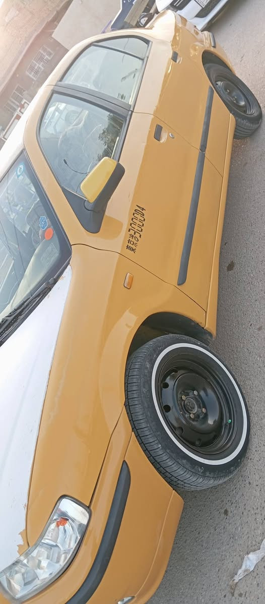 السلام عليكم
سمند موديل 2012 للبيع سياره كفاله 
جاهزه من كلشي مكينه كير تبريد 
سياره حلوه ابسمي السعر 43
رقم الهاتف ***********
