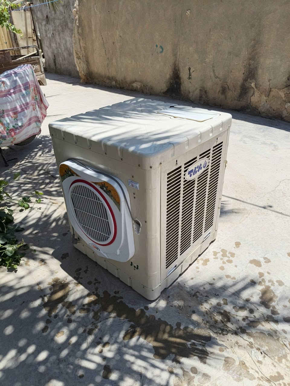 سلام عليكم عندي موبردة للبيع جديدة على الفحص موبردة شغالة هواها عالي سرعتين مكاني نجف للتفاصيل والسعر اتصال فقط ***********
