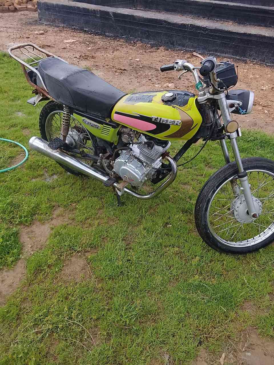 دراجه اربعه كير موديل ٢١ دراجه نضيفه أوراق أصولي مكان دوانيه الشافعيه ***********
