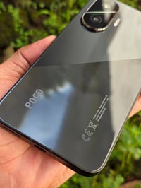 بوكو F7 • ٥١٢ • كامل ملحقاته