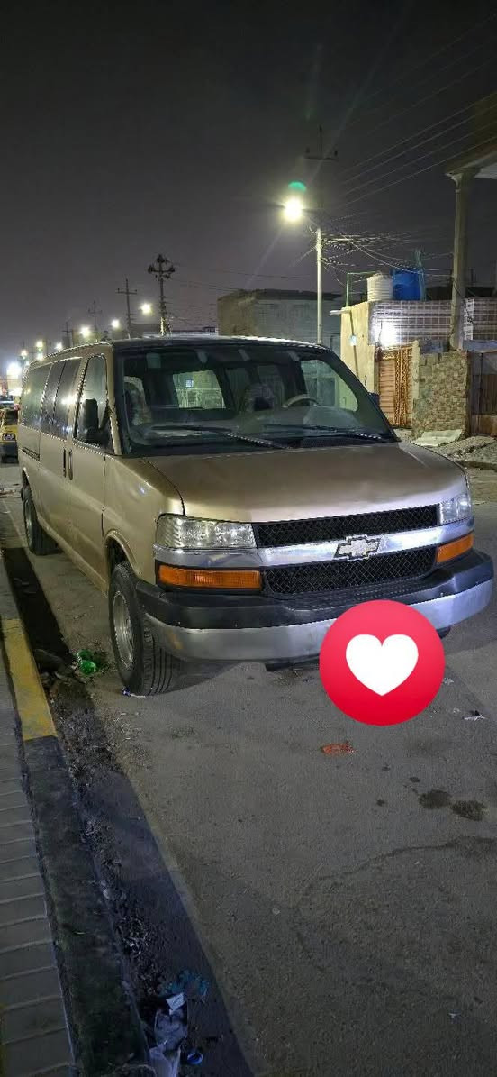 السياره بصره خصوصي كير محرك حداديه جديده تخم تاير مصبوغه جماليه مكفول من الضربه والعيب الشرعي شرط مداور راعيه بصره تلفون ***********
