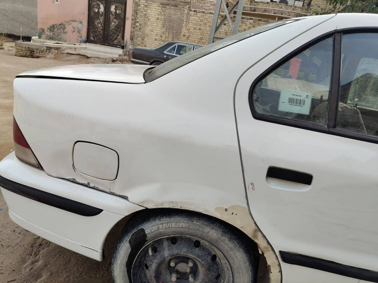 السلام عليكم .. سمند موديل 11  رقم قديم سنويه ساقطه عليها غرامات 300 الف ينزل من سعرها مكينه مفتوحه كور جديد . تبريد ثلج  بيها بنيد مبدل وطخع بالباب سعر 32 
اني مكلف بالنشر 
رقم صاحب السيارة بي واتساب  *********** النجف, العراق
