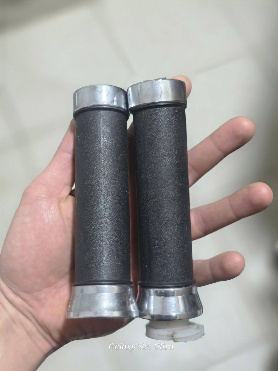 للبيع اربيل 
تخم اشارات .. ستوب خلفي .. مقبض بانزين زوج .. 
يدات بريك و كلتج رياضي جديد لوك .. سنادة


**إذا كنت صاحب هذا الإعلان وتريد حذفه لأي سبب، رجاءا أرسل رسالة إلى الدعم الفني**