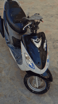 سلام عليكم
اعيد النشر بسبب الوعود الكاذبه 

دراجه ماكس منغول كفاله كفاله 
دراجه كلها ختم واحد محرك 49بلاد ما مفتوح صالنصه fm ولبلاديه موجوده كفرات بلاد دراجه نضيفه كلش و الايت مالها موجود دراجه كلها بلاد ما نقصها شي بيها قبق فلاوين وبيها يده مال بريك تزويد 
سعر الدراجه 280 الف قفل قفل او مراوس ب ايفون برو ماكس حسب القناعه 
متواجد  فيس خاص
الهاتف ***********
