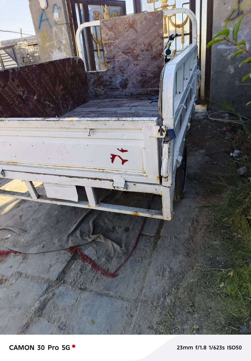 ستوتة اوراق مديل 2018 تخم تاير صدر جديد   جاهزة كبل للشارع سعر مليون ٦٠٠ /***********9 مكينة ما مفتوحة
