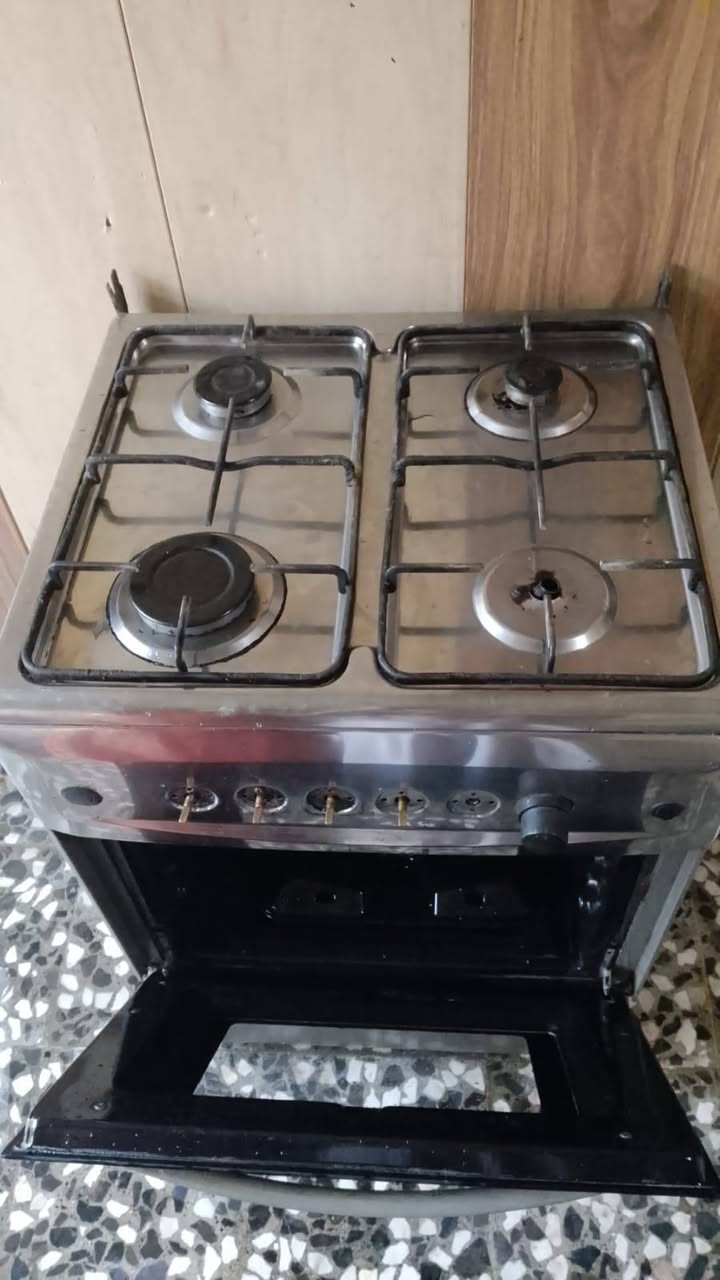 طباخ ٣٠ ألف يردو *********** وتساب
