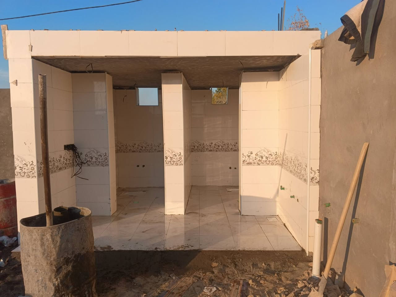 سلام عليكم عمل سيراميك بورسلين ارضي جداري ترميم واجهات ترميم بيوت هذه رقمي 
***********اسيا 
***********اثير
