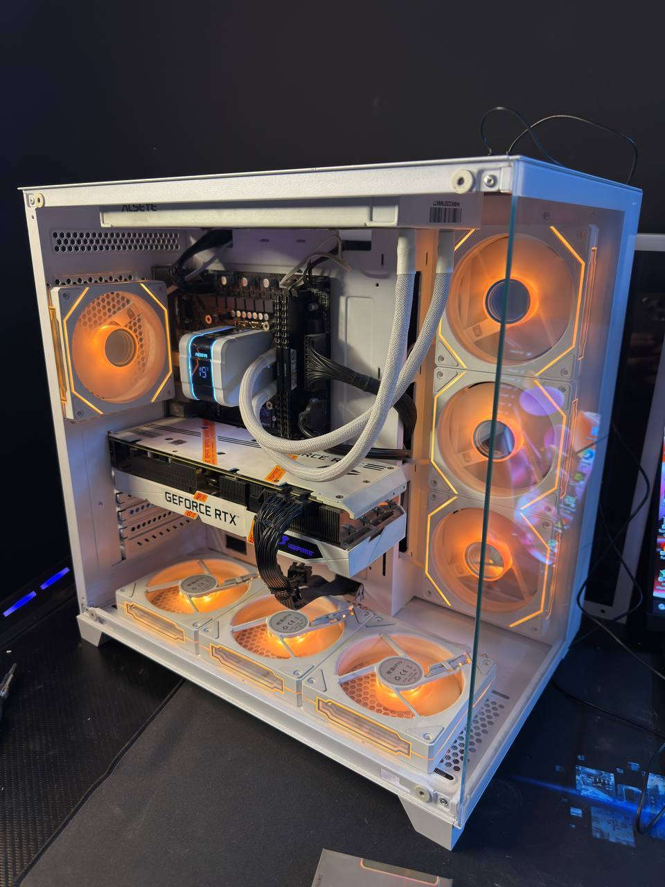 السلام عليكم
تجميعة مستعمله 

I5 12400f
3070ti igame 3fan
H610m asrock
16gb ram corsair vengeance 
M.2 512gb 
Psu fsp hydro pro
Cooler sama digital 240ml
Case 7fan rgb

السعر 900 الف
 
مكان بغداد الكراده خارج مقابل الجامعة التكنولوجية 
رقم ***********
