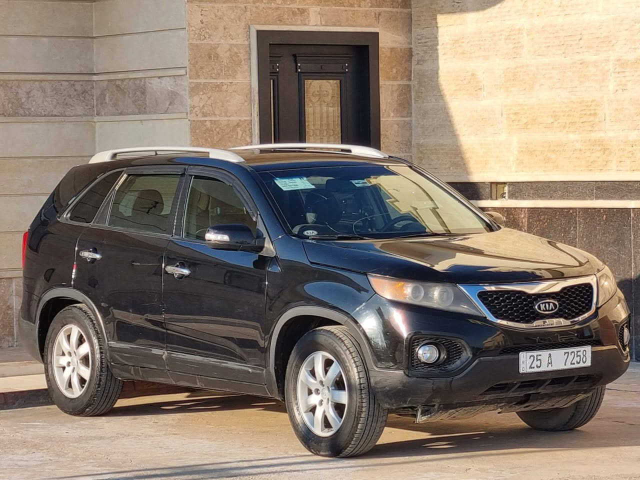 سلام عليكم للبيع نقد فقط 
بدون مراوس ولا اقساط 
٢٠١٢ وارد امريكي محرك ٤ 
صبغ جاملغ سايق وبيبان ثنين يعني ٣ قطع 
٥ راكب 
محرك معمر جديد قبل سبوع كلشي تبديل اصلي شرط 
رقم هزه سنويه جدد بأسمي 
مكانهه بيجي سعر ١٣٠ بيهه مجال
***********
