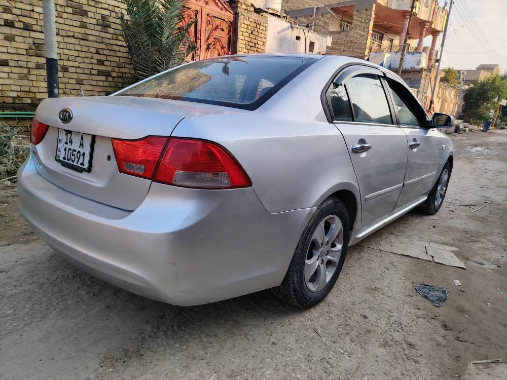 كيا اوبتيما 
لبيع او مراوس
رقم دولي سنويه ل2030
محرك 2000 دوش
مكفوله من الضربه والتبديل والجراد فقط صبغ جاملغ امامي وهلالت 
تخم تاير جديد
حدلديه حلوه 
تبريد ثلج
تدفئه 
السعر 108 
مكاني ذي قار قضاء النصر ***********
