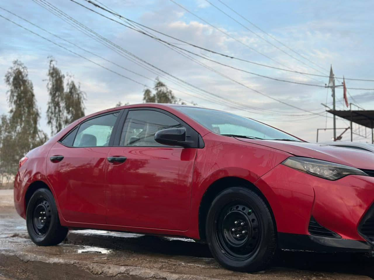 السلام عليكم كورلا للبيع السونار كدامك لتكلي شبيها السعر 130 وبيهامجال كلش قليل مكاني ديالى الخالص ***********
