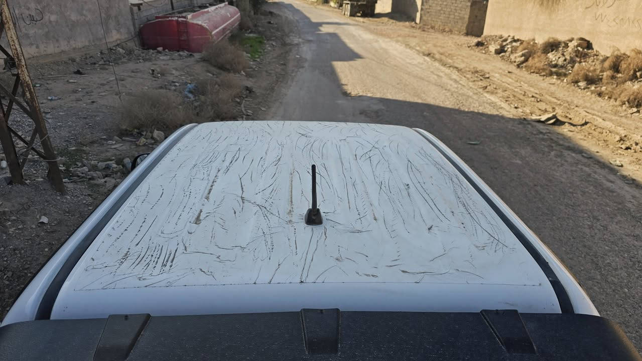 سلام عليكم عندي سياره البيع بيكم فورويل موديل 2015 
رقم دولي بسمي تحويل مباشر سياره 
مكفولة من صبغ او ضربه او تبديل اوفتح
 كير واتماتيك شاشه كامره تحكم استيرن حساسات خلفيه 
اسبير مانازل تخم تاير جديد حداديه جديده
ماشية 100ألف  عنوان بغداد ولشراي يتصل عل رقم ***********
