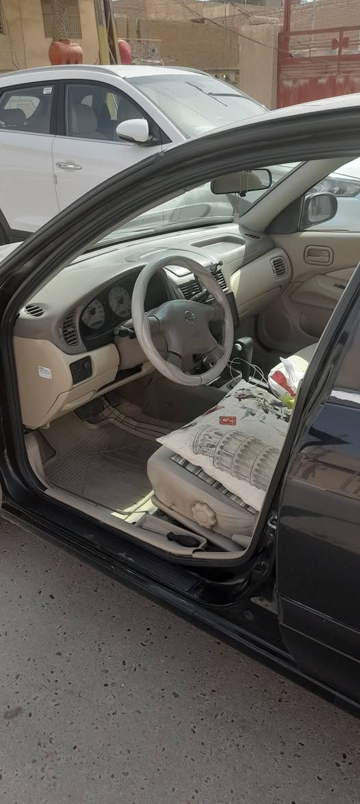 صني ٢٠١٠ ياباني قبق اسود سيارة ماشية ١٧٥ الف جاهزة تخم تاير صدر كير مكينة رقم اربيل دولي وكالة او تحويل مكان النجف فقط جاملغ صبغ امامي صوب الصدر  مكان النجف 
السعر ٩٥ ورقة ***********
