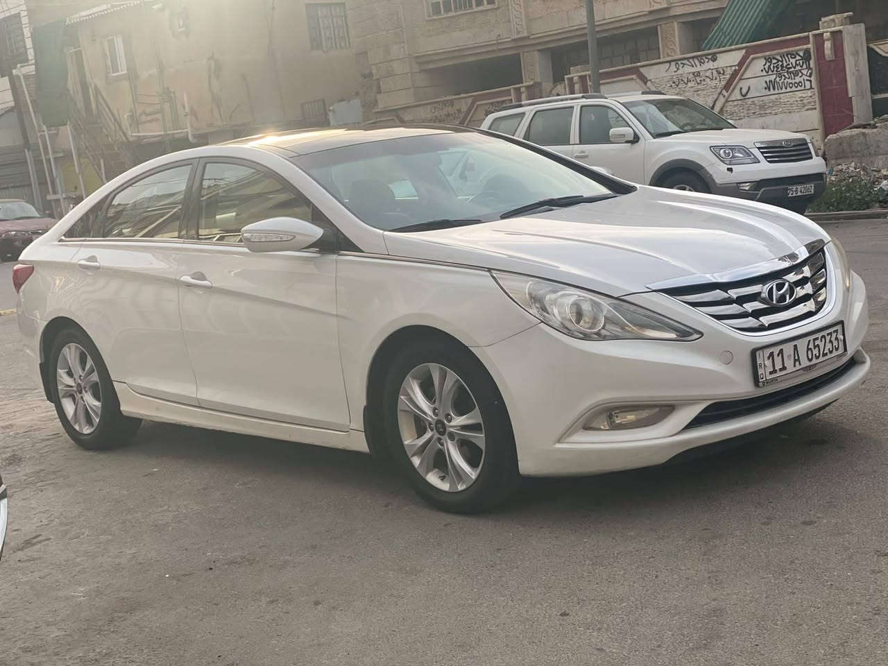 سوناتا 2011 خليجي باسمي فول مواصفات للاخير محرك 2400 دوش DHOCK ببها 3 قطع بدون ظرر بدون دواخل سياره نظيفه جدا
المواصفات 
محرك 2400 دوش DHOCK
فتحه بنوراما 
تحكم ستيرن
شفتات
كروز سرعه
مري شفط
كرسي كهربائي
فول الفول 
سياره رقم بغداد باسمي مكاني الكرخ سعرها 108 وبيها مجال سياره جاهزه من كلشي 
*********** بغداد, العراق
