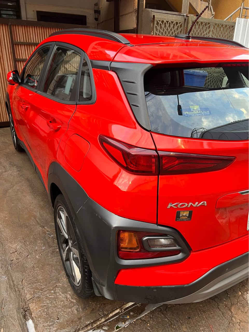 هونداي كونا خليجي  موديل 2020 محرك 2000 دوش
ماشية 36 الف كيلو مكفوله من الصبغ فقط بارد بيهه وممبين السيارة فول  موصفات حتة داتا شو بيهه 
مكانهه بغداد المنصور والسعر 162 ورقه 
*********** بغداد, العراق

