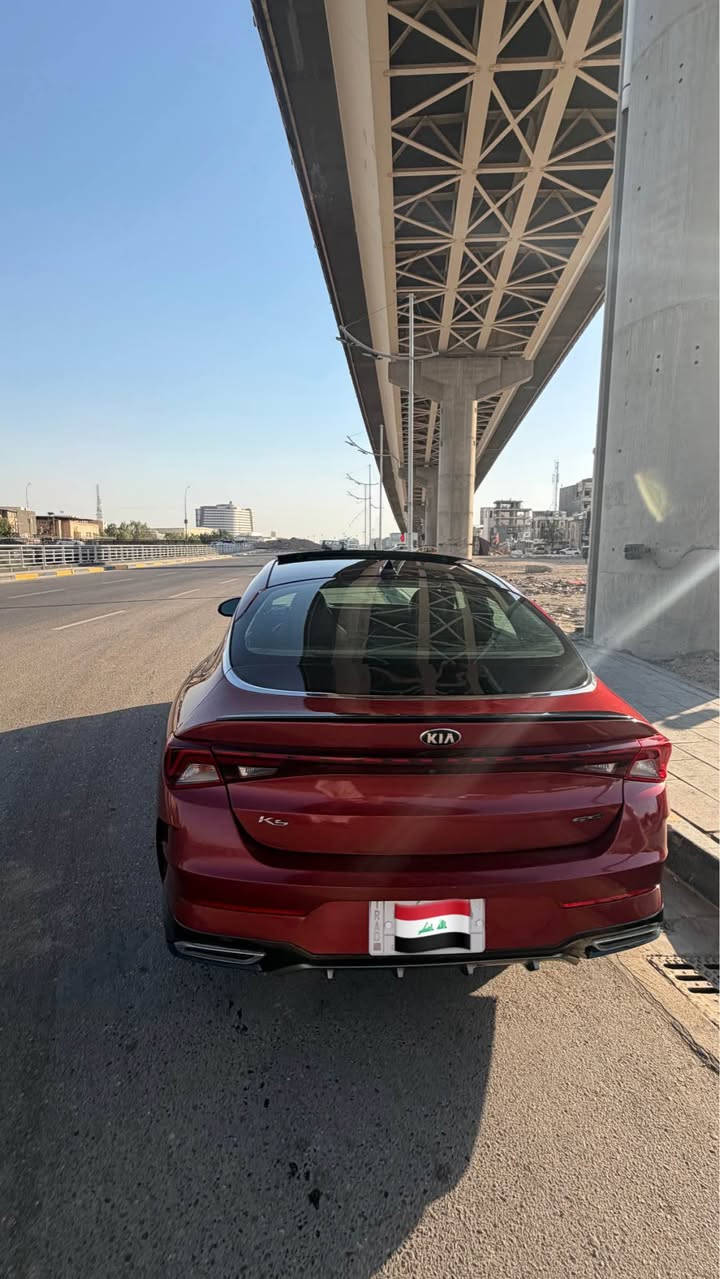 السلام عليكم…
K5 فول مواصفات وارد امريكي آعلى فئه بل GT مكينه 1600 تيربو رقم بغداد معوقين وكاله ب اسمي حادث السياره جاملغ وبنيد مبدلات ومصبوغات وبيها تلث قطع كلير ب امريكا سياره كلش جديده ماشيه 108 km 
جاهزه للاخير كير مكينه تبريد حداده تخم تاير 
مكاني بصره السعر ١٤٥ بيها مجال
*********** Singapore
