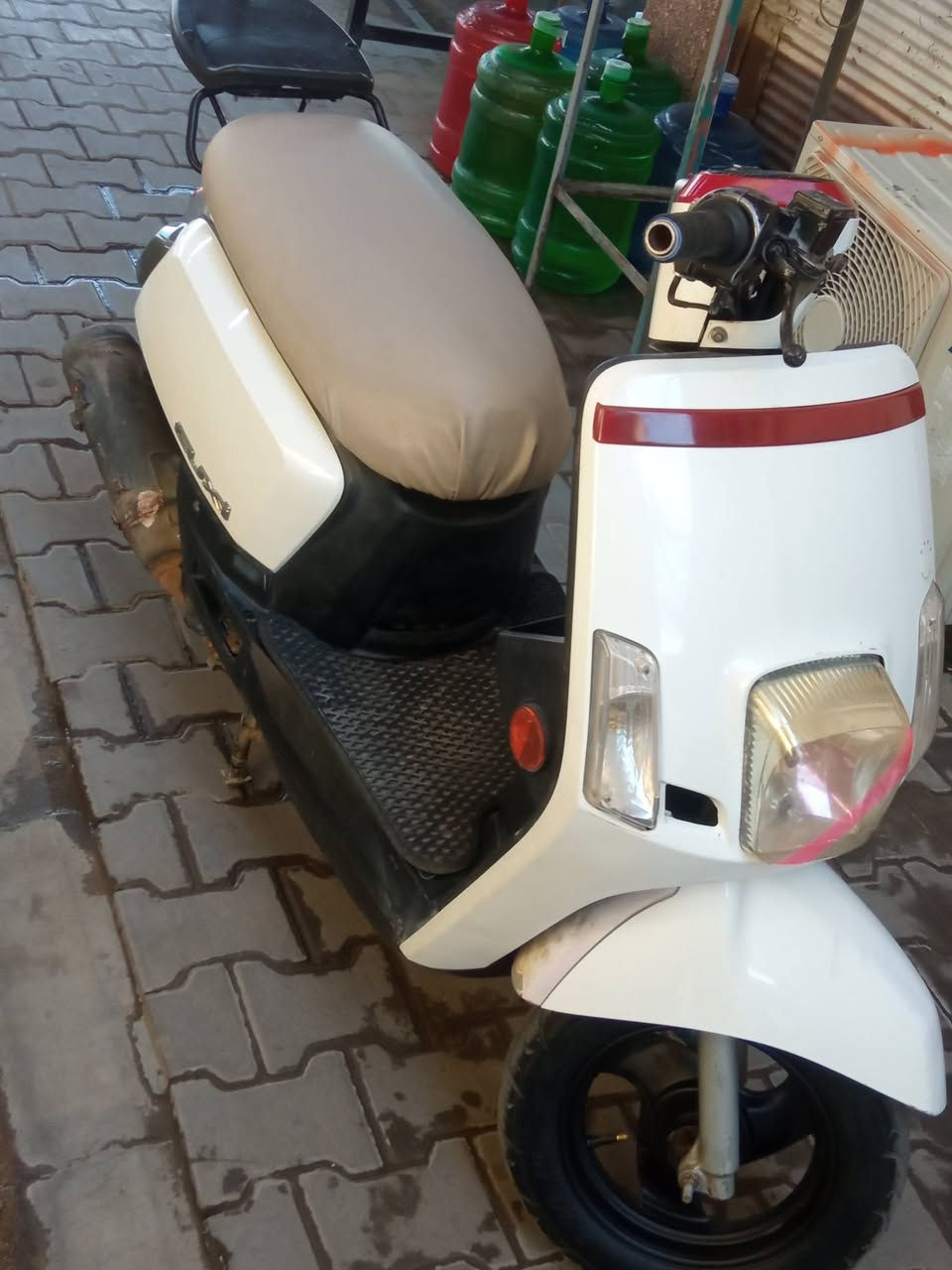 السلام عليكم
دراجه بوليس مصطره نوزل 2012 لبيع 
المستعجل دراجه شعله ومعدل ختم واحد 
دراجه جديده 
لتواصل ع هاذه رقم ***********
وبي واتساب 
سعرها 850 وبيه مجال
